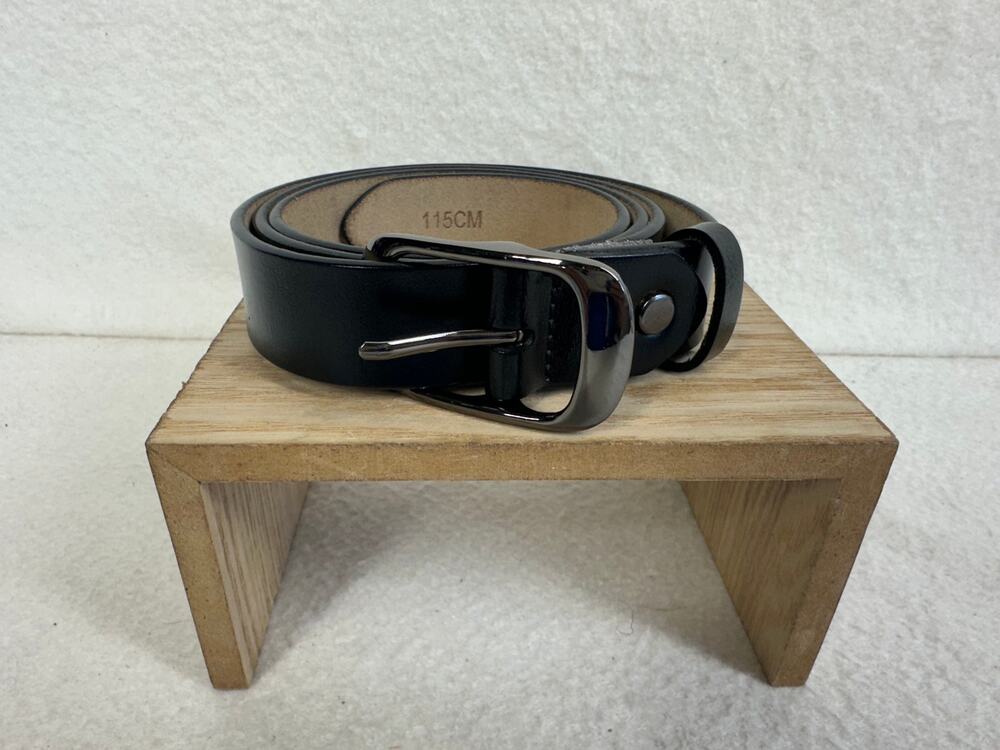 Black Leather Belt Mens 46" Gunmetal Buckle Casual Classic Heritage Style NWOT
